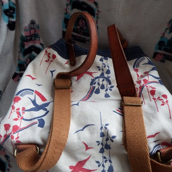 Lucky Brand Vintage Inspired Canvas Backpack Leather Trim Birds Rainbows - Picture 2 of 10